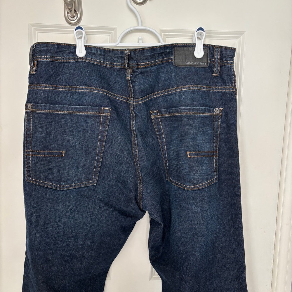 Calvin Klein Men's Slim-Straight low rise Jeans 38 30 - Picture 4 of 7